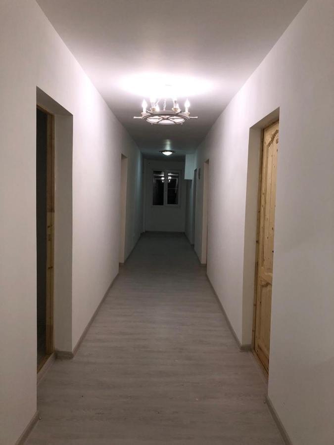 Гостевой Двор Дамира Hotel Pitsunda Exterior foto