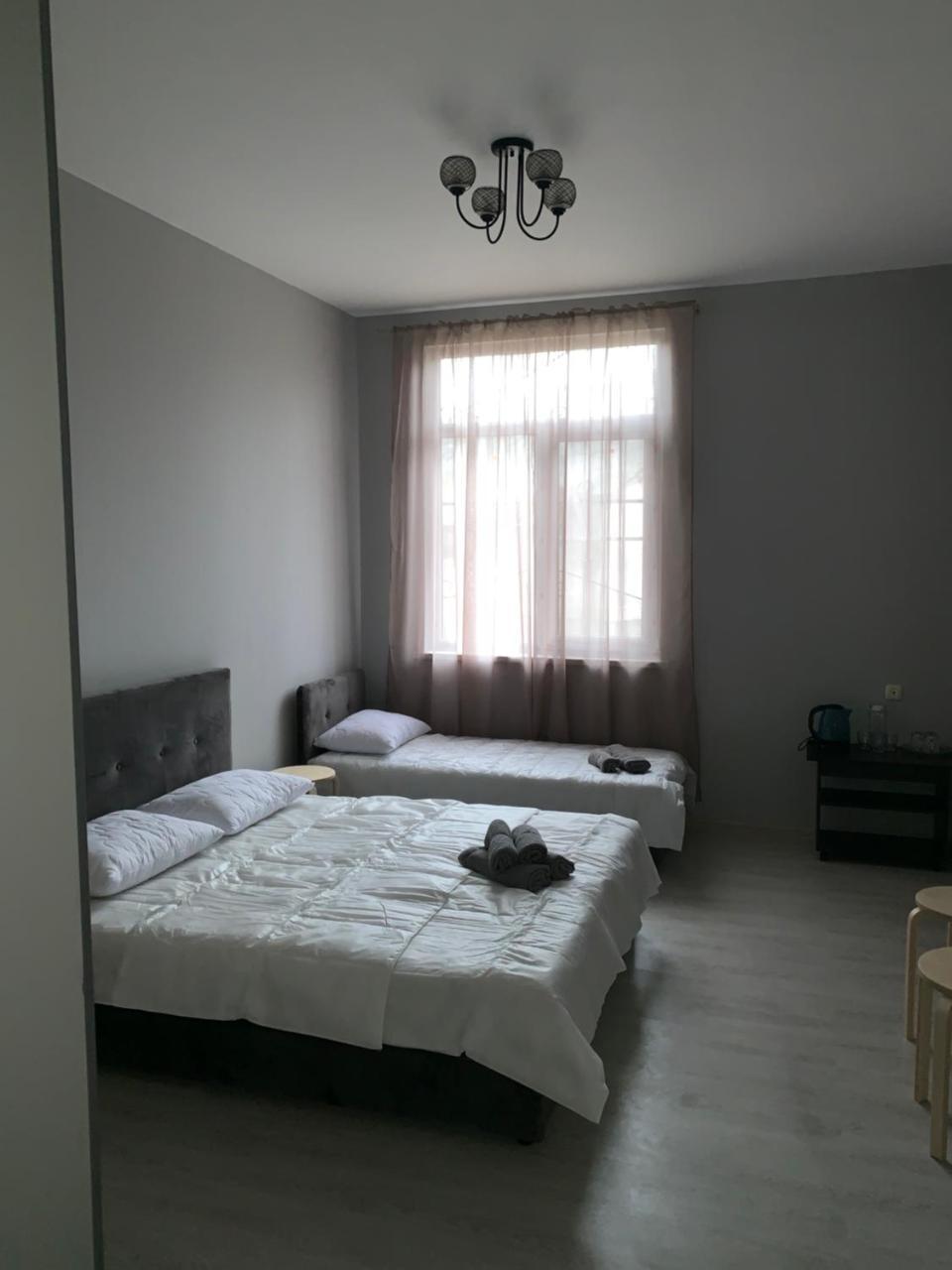 Гостевой Двор Дамира Hotel Pitsunda Exterior foto